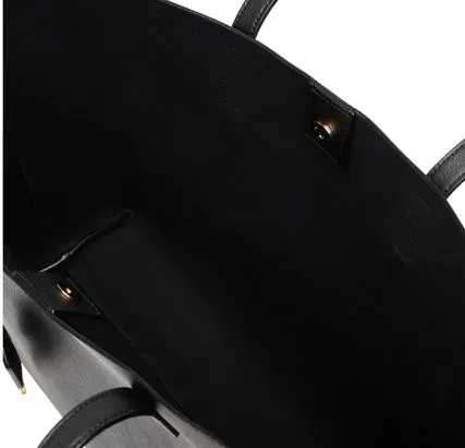 ✨【Saint Laurent 】上質なレザー素材長く愛用できるアイテムとしておすすめです🎉 サンローラン_ショッピング トート