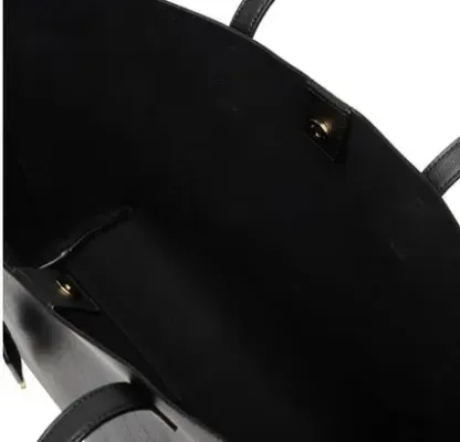 ✨【Saint Laurent 】上質なレザー素材長く愛用できるアイテムとしておすすめです🎉 サンローラン_ショッピング トート