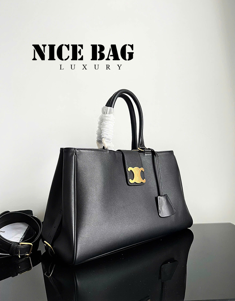 ✨【CELINE】上質なカーフスキン 毎日に使いやすいMEDIUMバッグ