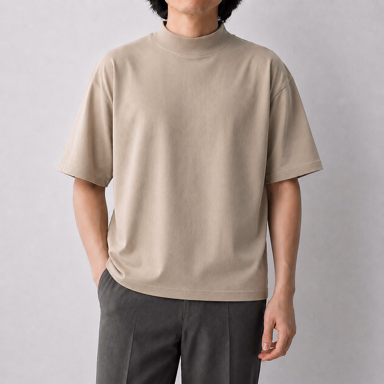秋ジャケットの専用インナー　ドロップショルダー5分袖コットンモックネックTシャツ　体型を選ばず、ゆったりシルエット