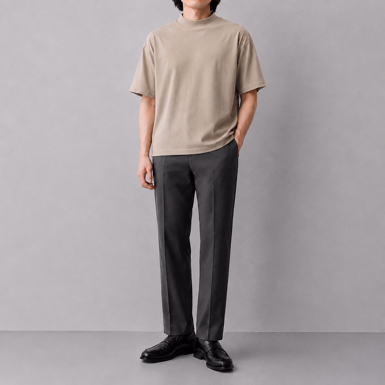 秋ジャケットの専用インナー　ドロップショルダー5分袖コットンモックネックTシャツ　体型を選ばず、ゆったりシルエット