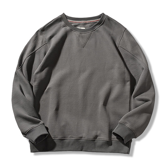 クラシックなVガゼット付き　無地スウェット-oakln