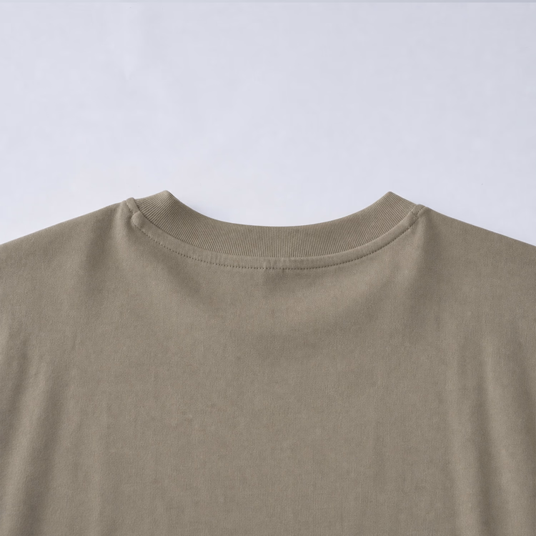 Oakln-袖口・裾をすっきり仕上げた  清潔感のあるTシャツ｜一枚でスマート  ジャケット合わせで端正に
