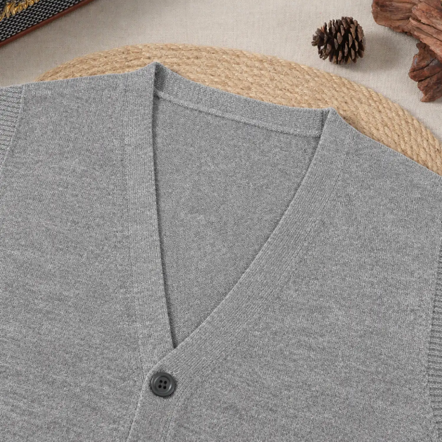 前開きニットベスト クラシックVネック 洗濯機洗い可 毛玉になりにくい 消臭防臭加工
