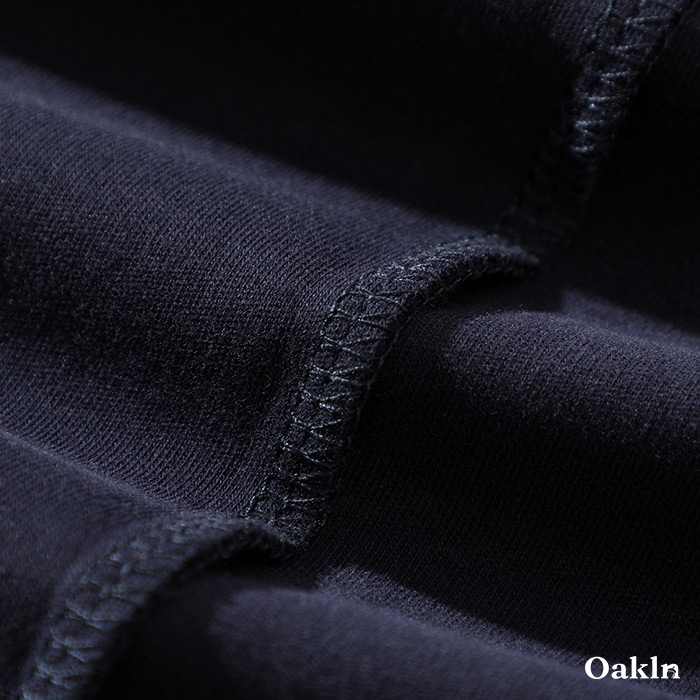 レイヤードに欠かせないベーシックタイプ　無地長袖Tシャツ-oakln