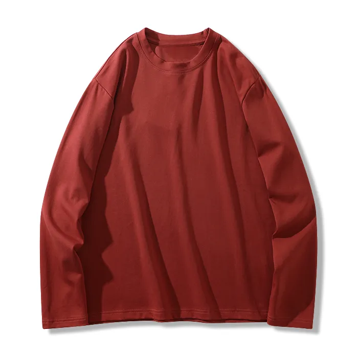 レイヤードに欠かせないベーシックタイプ　無地長袖Tシャツ