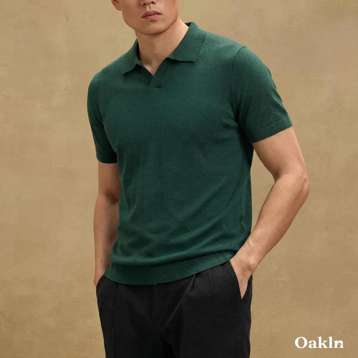 裾リブニットポロシャツ ハリのある襟元 すっきり見えシルエット