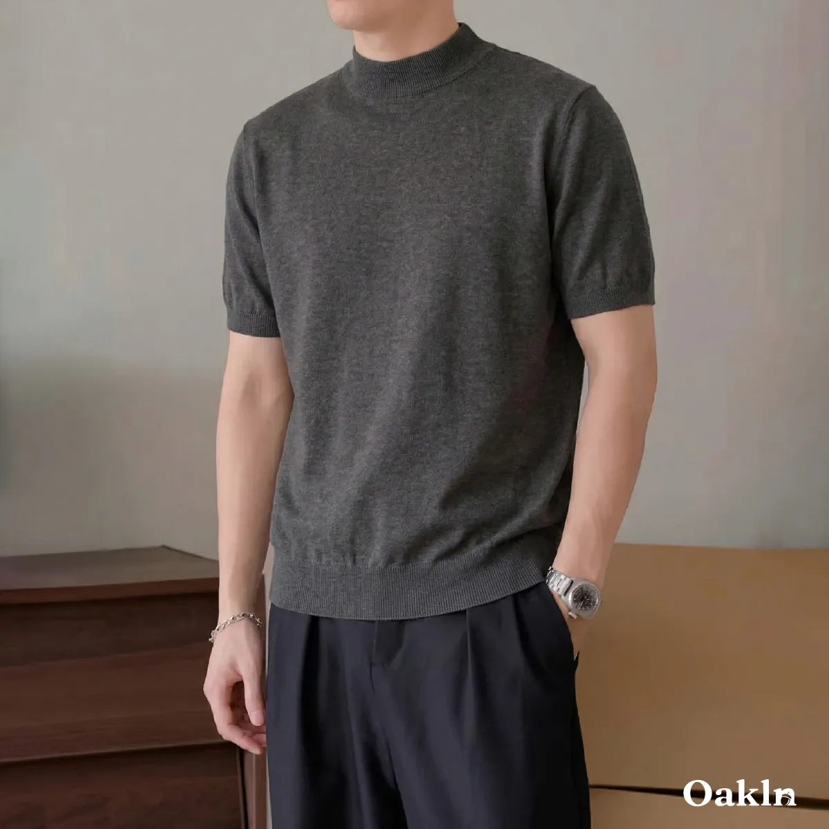 立体裁断   ビジネスカジュアル  ウール混モックネック半袖ニット