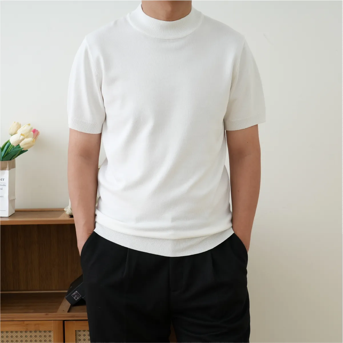 接触冷感 モックネック半袖ニットTシャツ　通気性のよいインナー