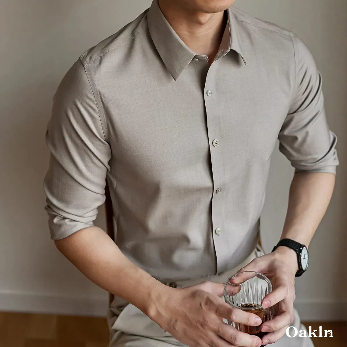 モダール混 ノンアイロン 60番手 ストレッチシャツ 形態安定性 ビジネス通勤 無地シャツ-Oakln