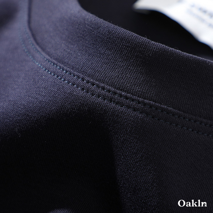 レイヤードに欠かせないベーシックタイプ　無地長袖Tシャツ-oakln