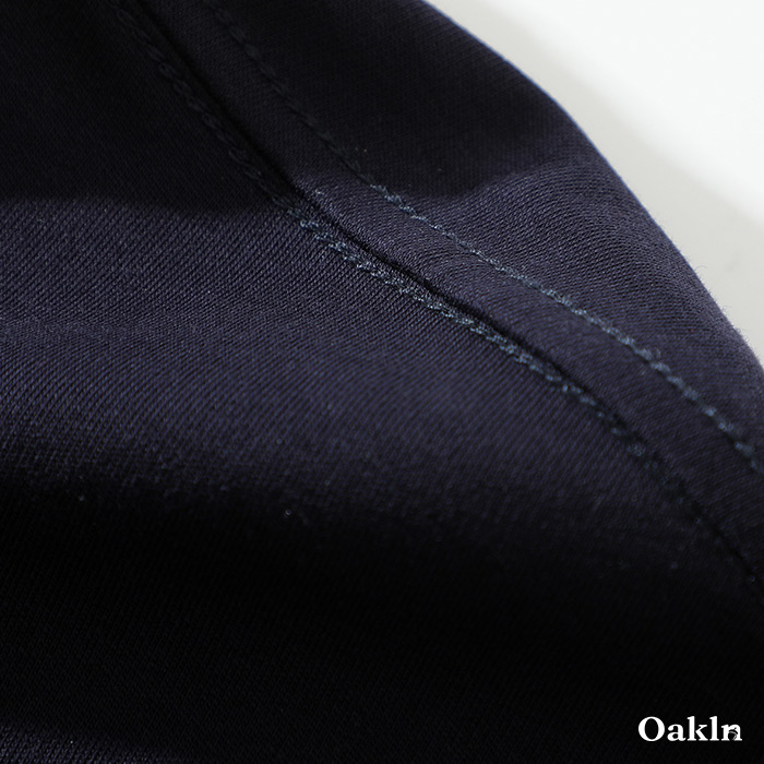 レイヤードに欠かせないベーシックタイプ　無地長袖Tシャツ-oakln