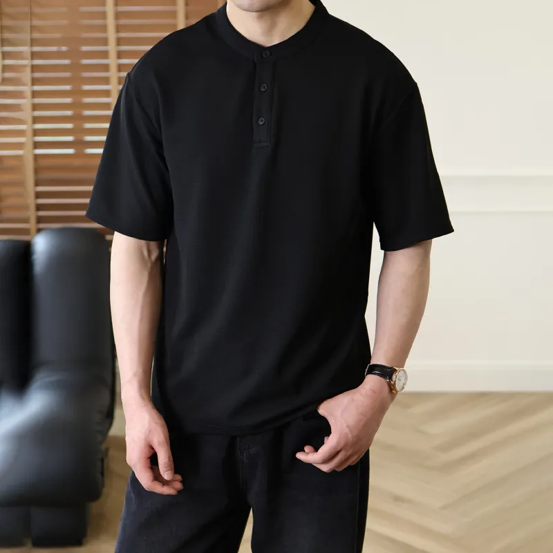立体的なワッフル編みヘンリーネック　ハリ感のある通気性抜群Tシャツ