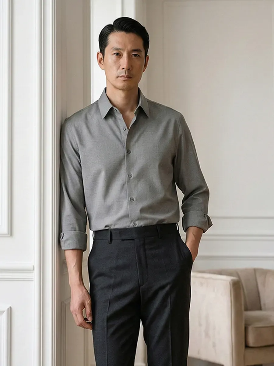 【液体アンモニアによるイージーケア加工】きめ細かい繊維を使用し、何度洗っても、すっきりとした美しい表情を保つ。