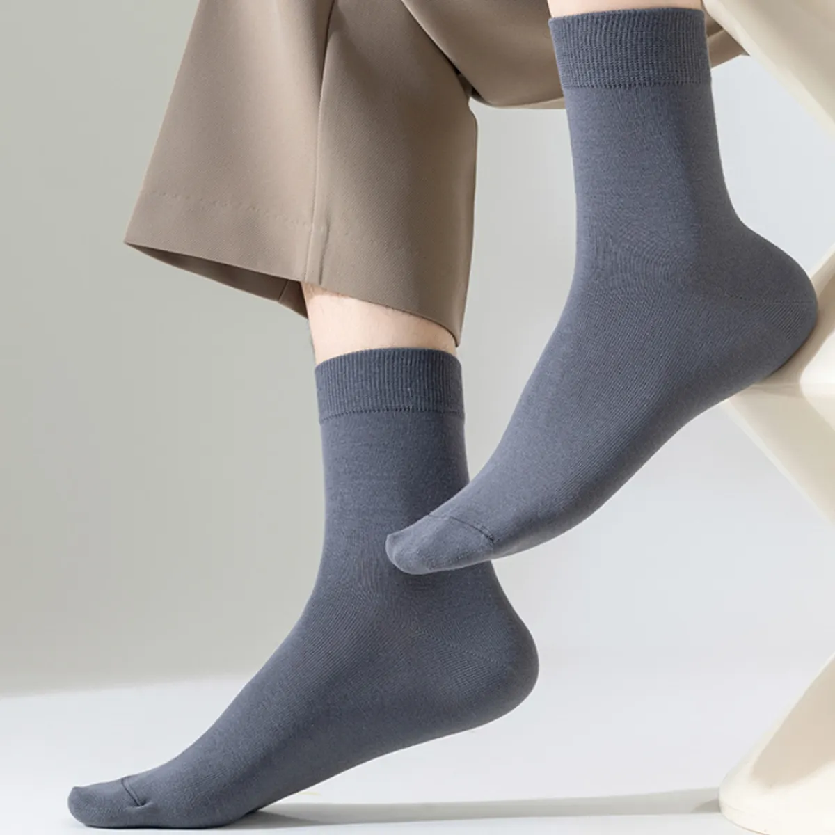 長繊維コットン コットン100% 抗菌防臭 シームレス仕様 ビジネスミドル丈メンズソックス(まとめ買いの対象外)