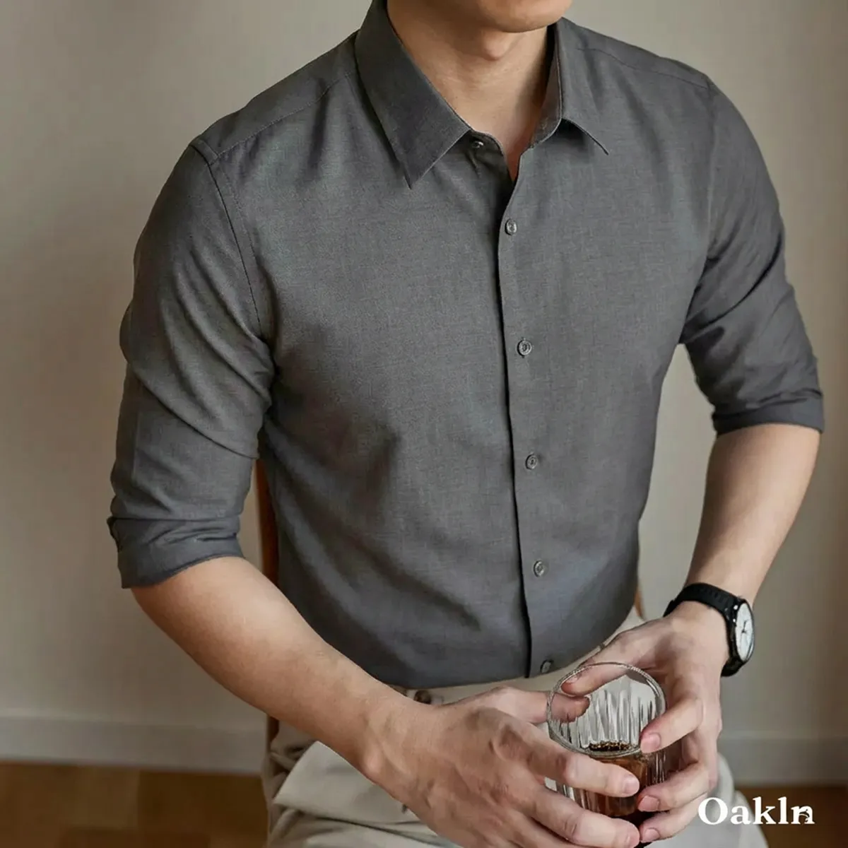 モダール混 ノンアイロン 60番手 ストレッチシャツ 形態安定性 ビジネス通勤 無地シャツ-Oakln