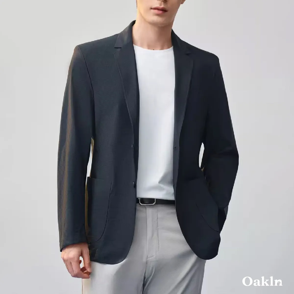 機能性ノーアイロン 高弾性テック素材  UV対策  圧着仕様テーラードジャケット  ビジネス通勤アウター-Oakln
