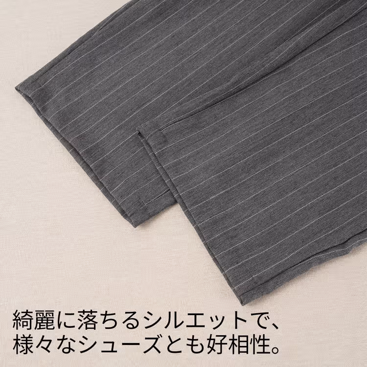 【大人のリラックス感】ストライプ柄 タックパンツ 落ち感のあるすっきりシルエット ゴムウエスト仕様 休日スタイル 洗濯機洗い可  アイロン不要