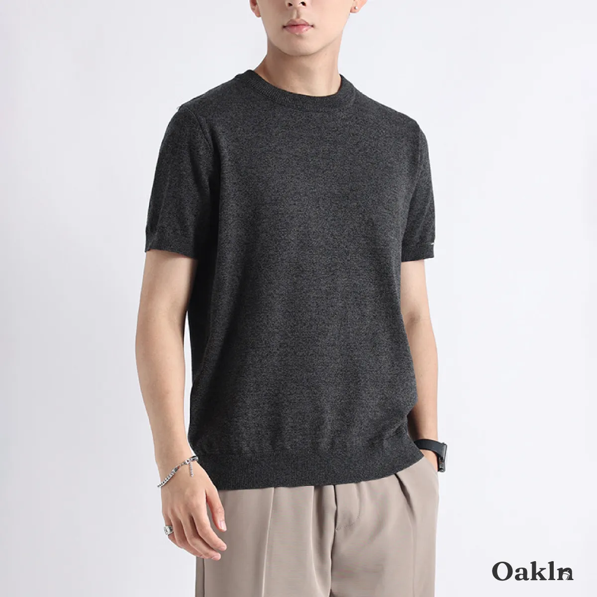 シワになりにくいニット　洗っても変形しない　透けにくい