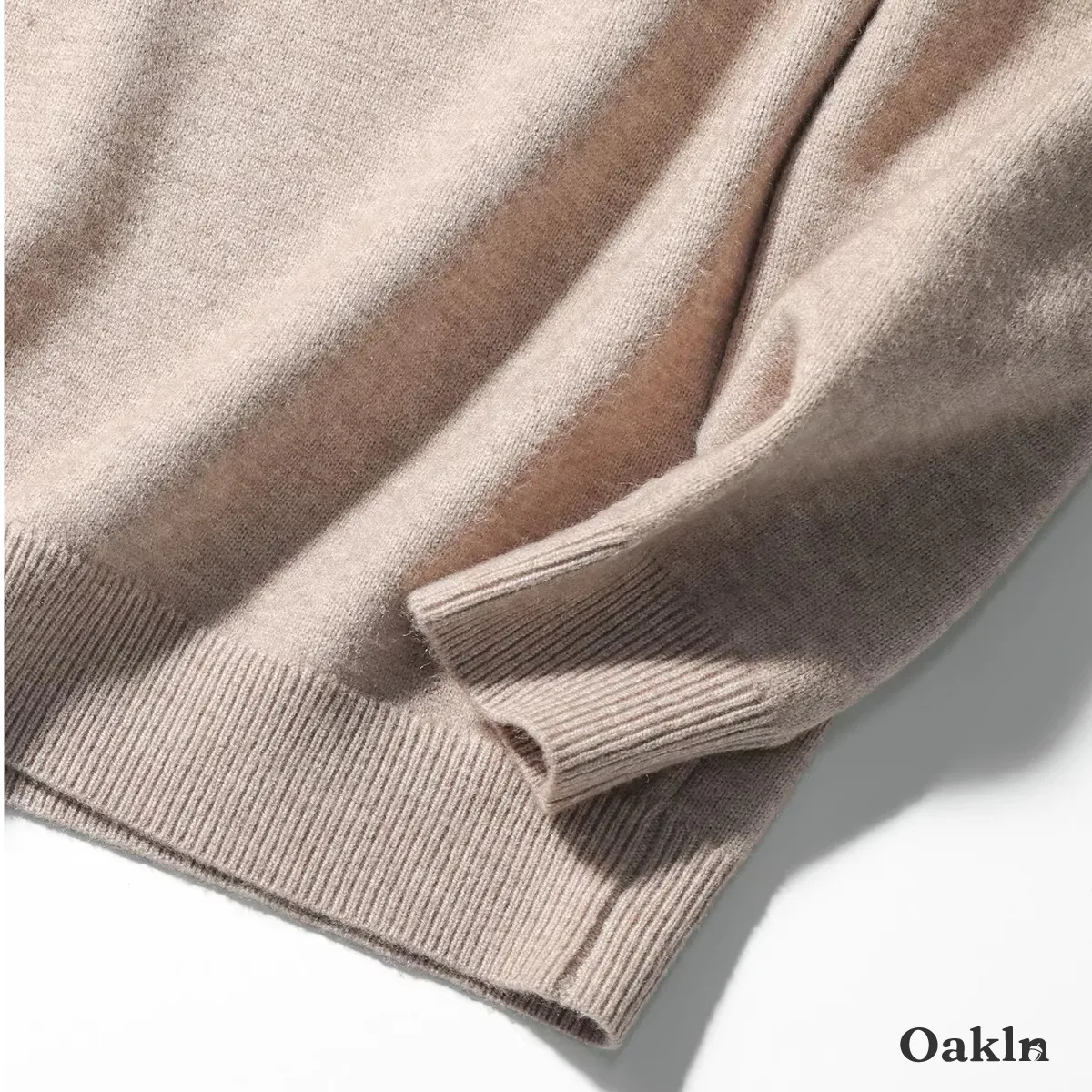 「濯機で洗える ポロ襟 ニットカットソー｜1枚で決まる 大人のきれいめコーデ」