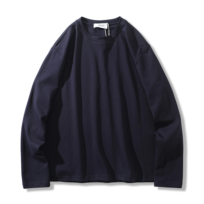 レイヤードに欠かせないベーシックタイプ　無地長袖Tシャツ-oakln