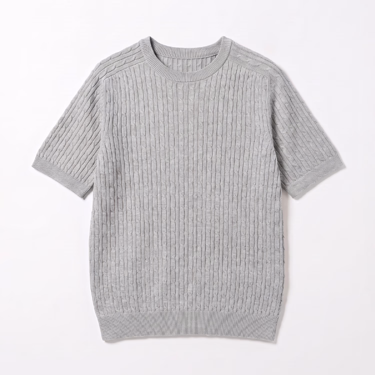 立体的なケーブル編み  ラグランスリーブのさらっと快適なニットTシャツ  洗濯機洗い可  お腹まわりを自然にカバー
