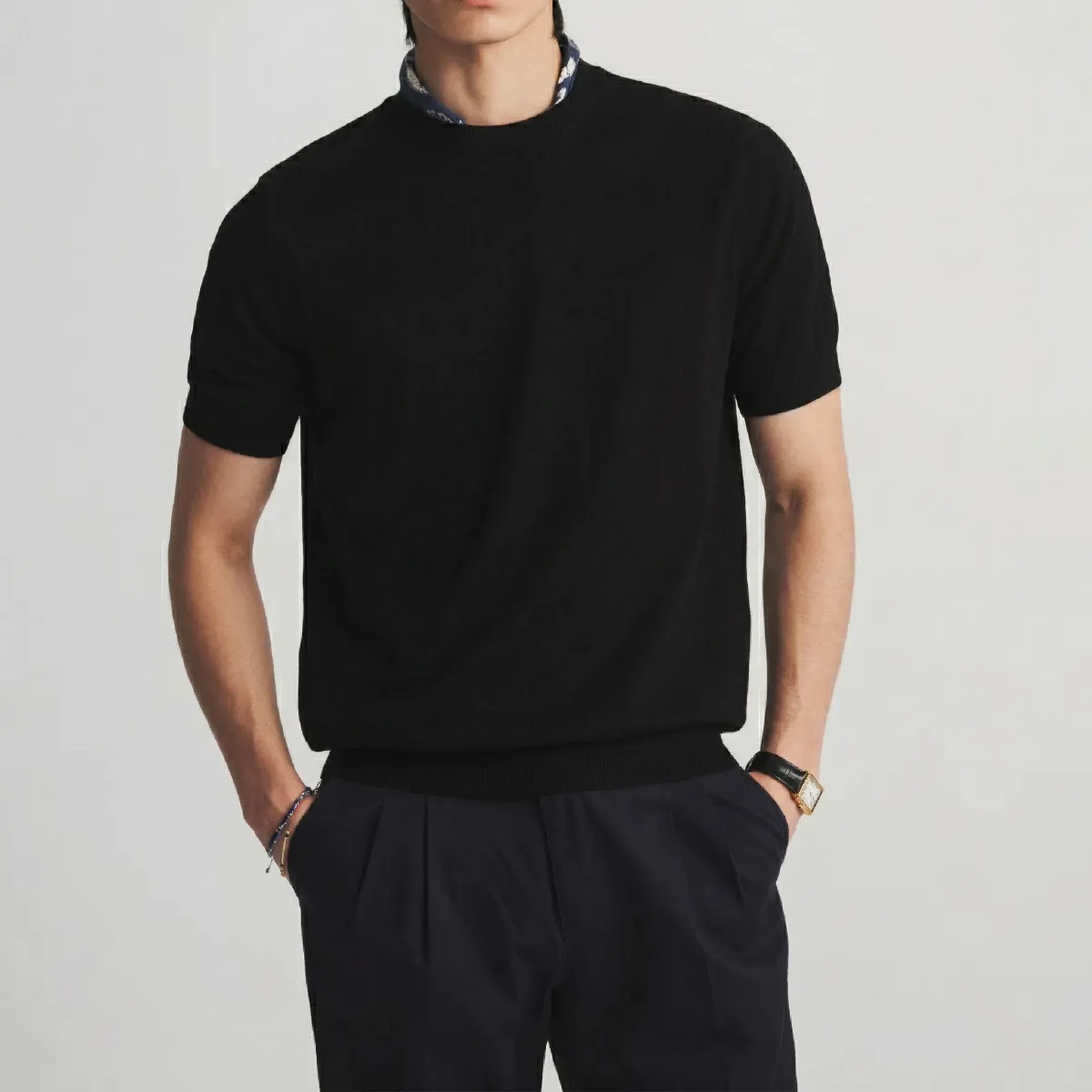 多色展開 なめらかな素材感 お腹まわりをカバーするニット半袖