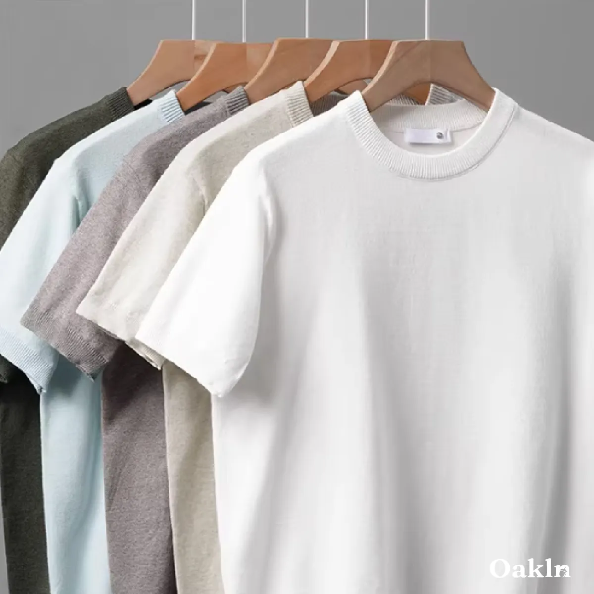 シワになりにくいニット　洗っても変形しない　透けにくい