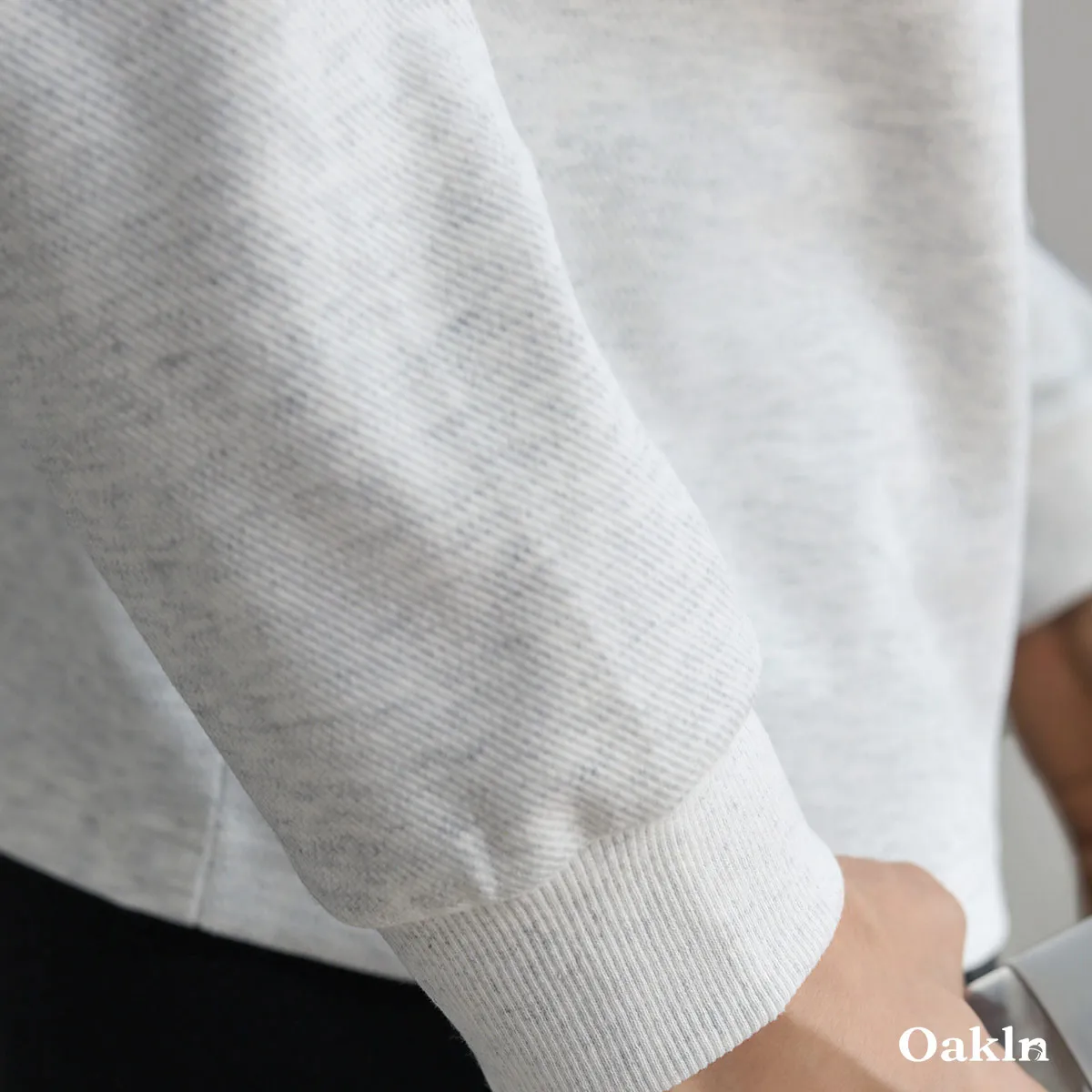 ヘンリーネック長袖Tシャツ 厚手仕様 ツイル コットン混 ドロップショルダー-Oakln