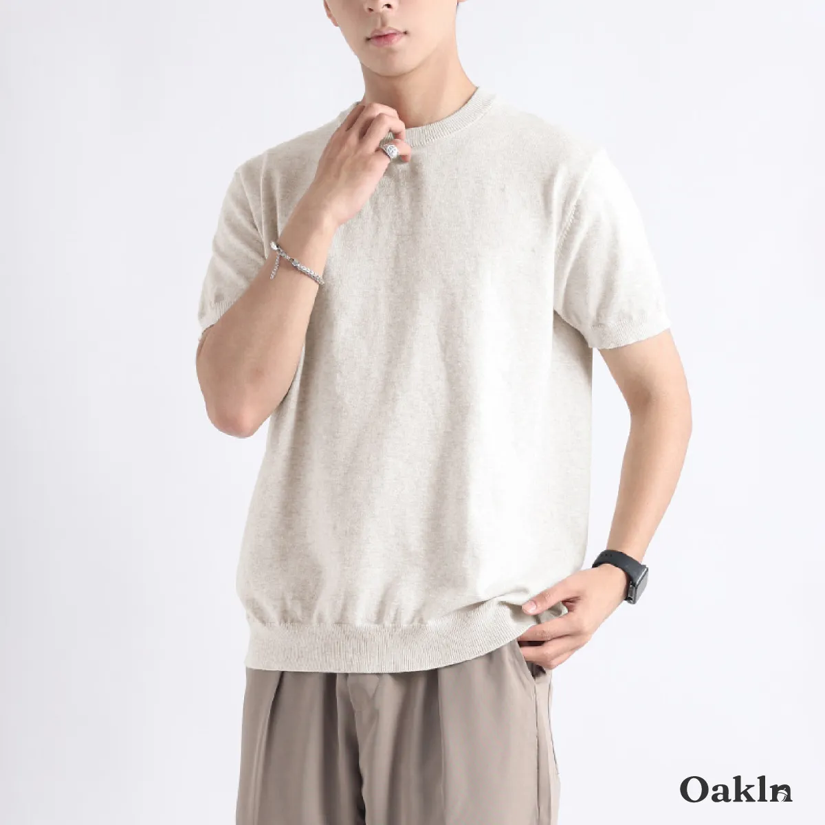 シワになりにくいニット　洗っても変形しない　透けにくい