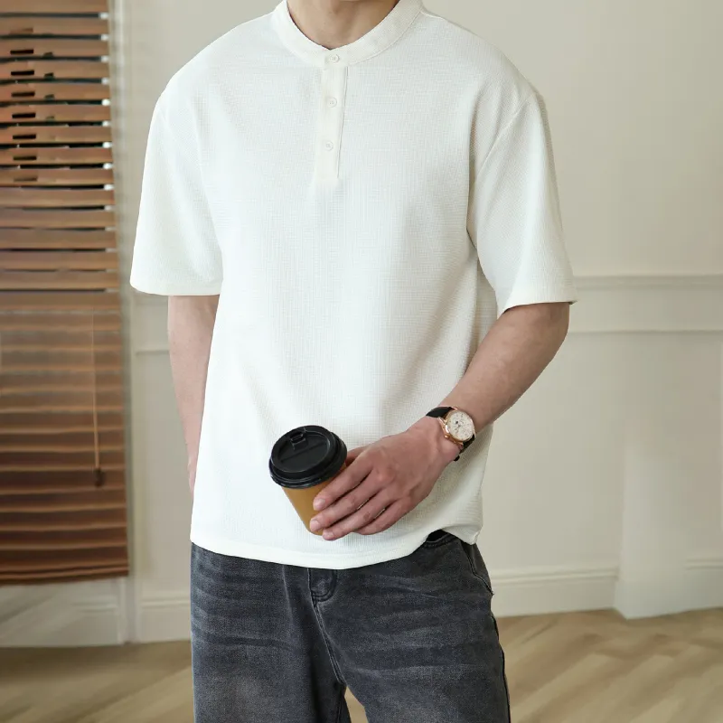 立体的なワッフル編みヘンリーネック　ハリ感のある通気性抜群Tシャツ