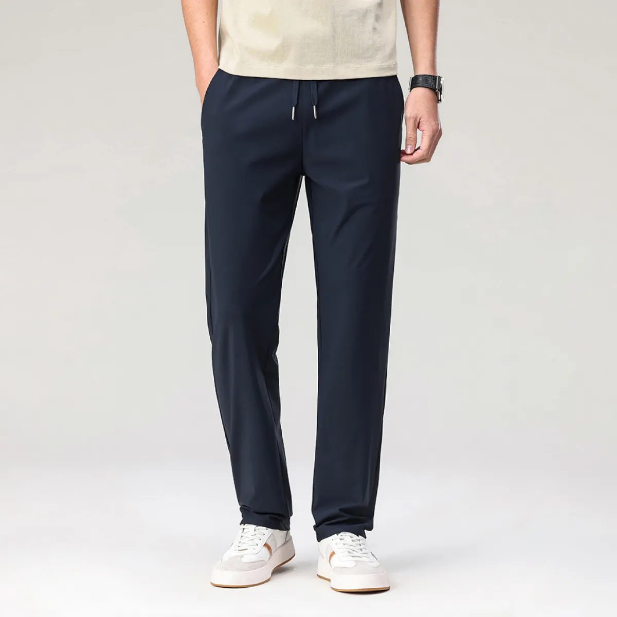 接触冷感 高伸縮 メンズ ドローストリング付き機能性通勤パンツ