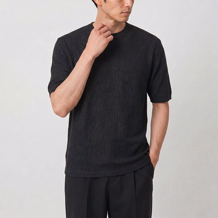 80G冷感素材　吸汗速乾　高いストレッチ性　肌離れがよい半袖Tシャツ
