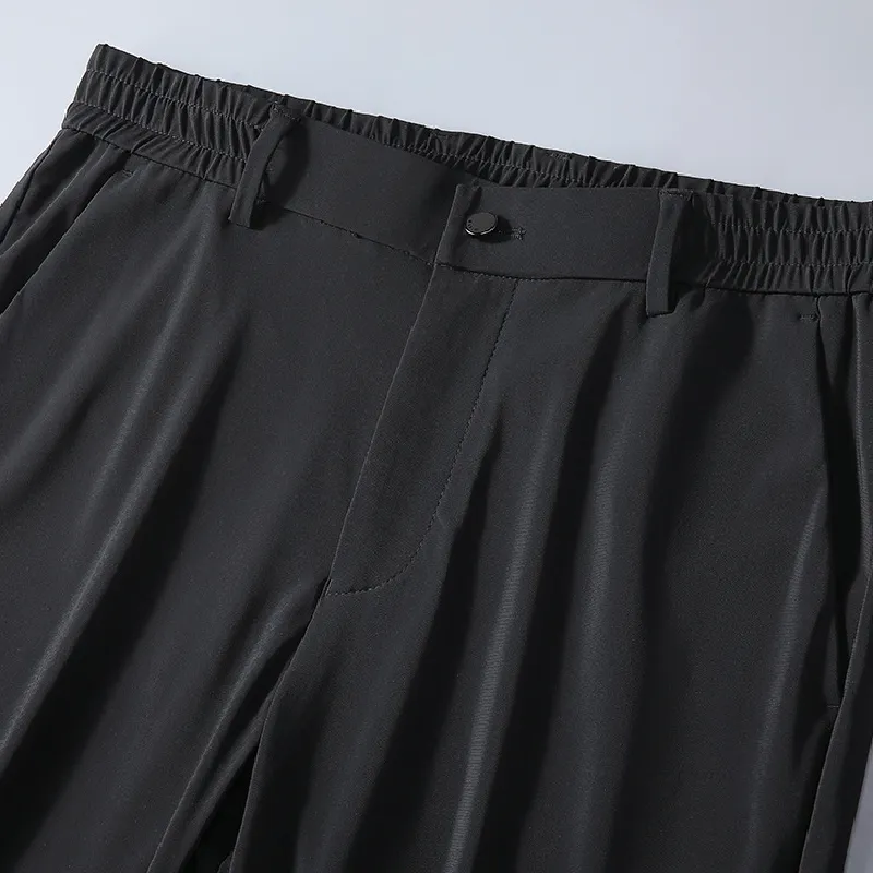 洗濯機洗いでも型崩れしにくい　ひんやり快適なストレッチ素材　ウエストゴム仕様