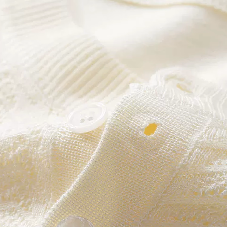 夏向け薄手仕様　レトロな透かし編みテクスチャー ヘンリーネックニットTシャツ　イージーケア シワになりにくい