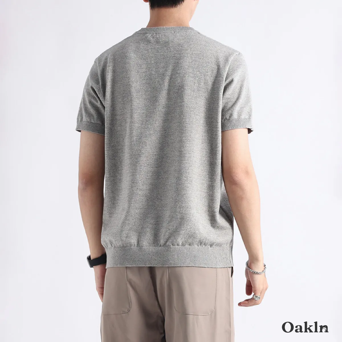 シワになりにくいニット　洗っても変形しない　透けにくい