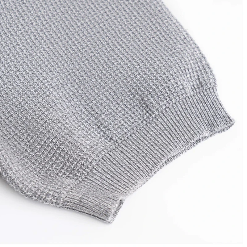 パイナップル編みでサラッとした肌触り　透けないヘンリーネックTシャツ　洗濯機で洗っても型崩れしない
