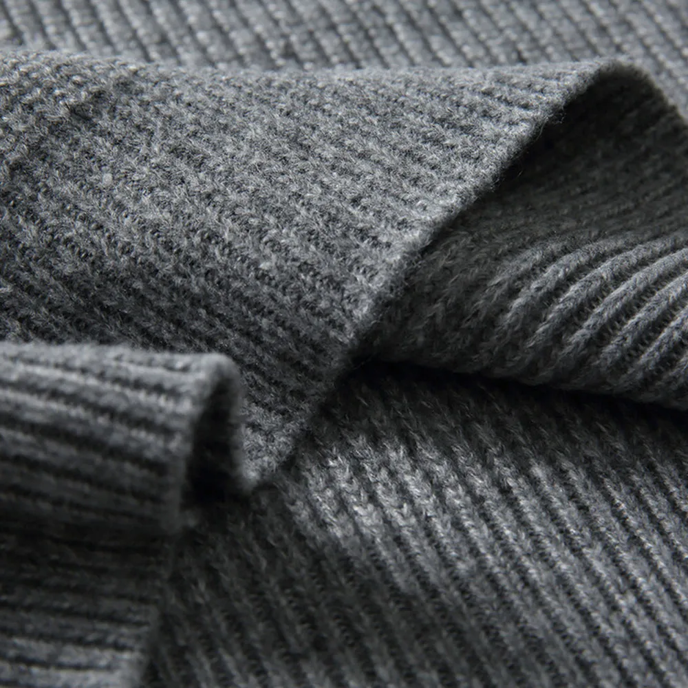 ミニマルクラシック　無地ハーフジップスタンドカラーセーター