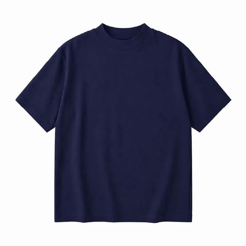 ひんやりとした着心地  ハリ感のあるシルエット  一枚でも透けにくいモックネックTシャツ