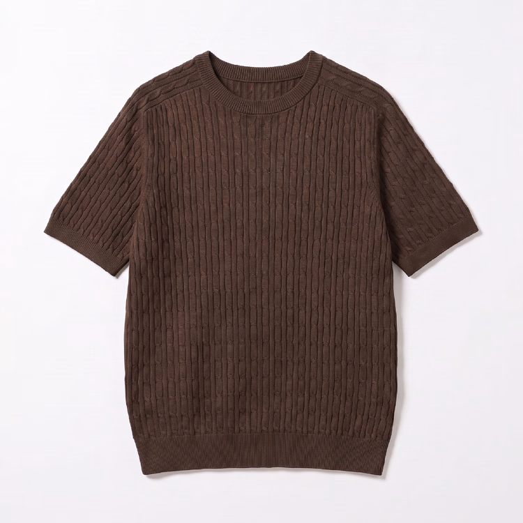 立体的なケーブル編み  ラグランスリーブのさらっと快適なニットTシャツ  洗濯機洗い可  お腹まわりを自然にカバー
