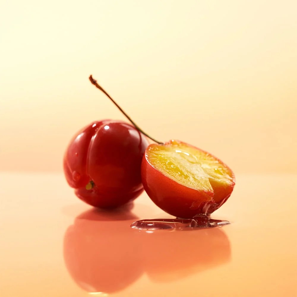 【台灣現貨】EQQUALBERRY 天然維他命C亮白精華液 30ml 提亮膚色 美白 深層補水 均勻膚色