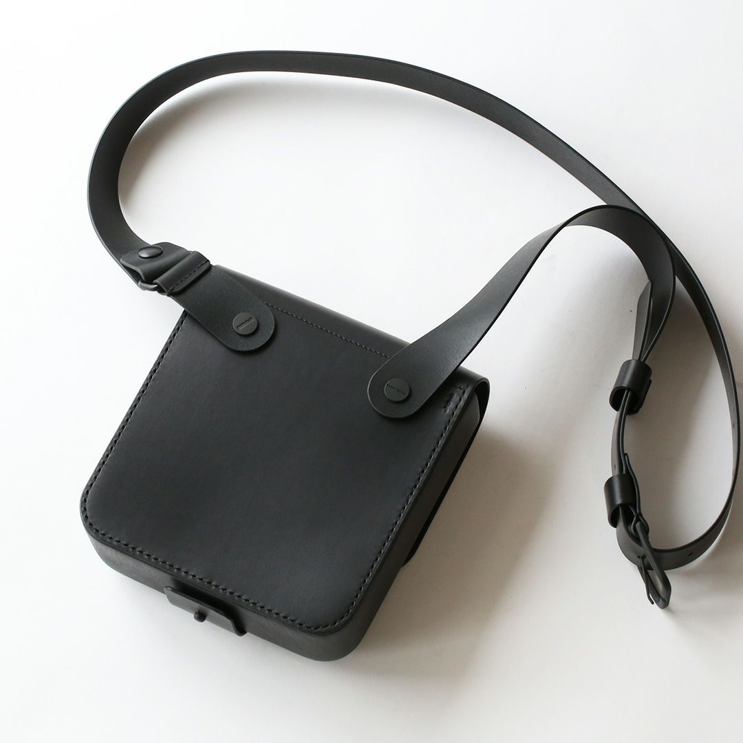 バルテアショルダーバッグ（スクエア）