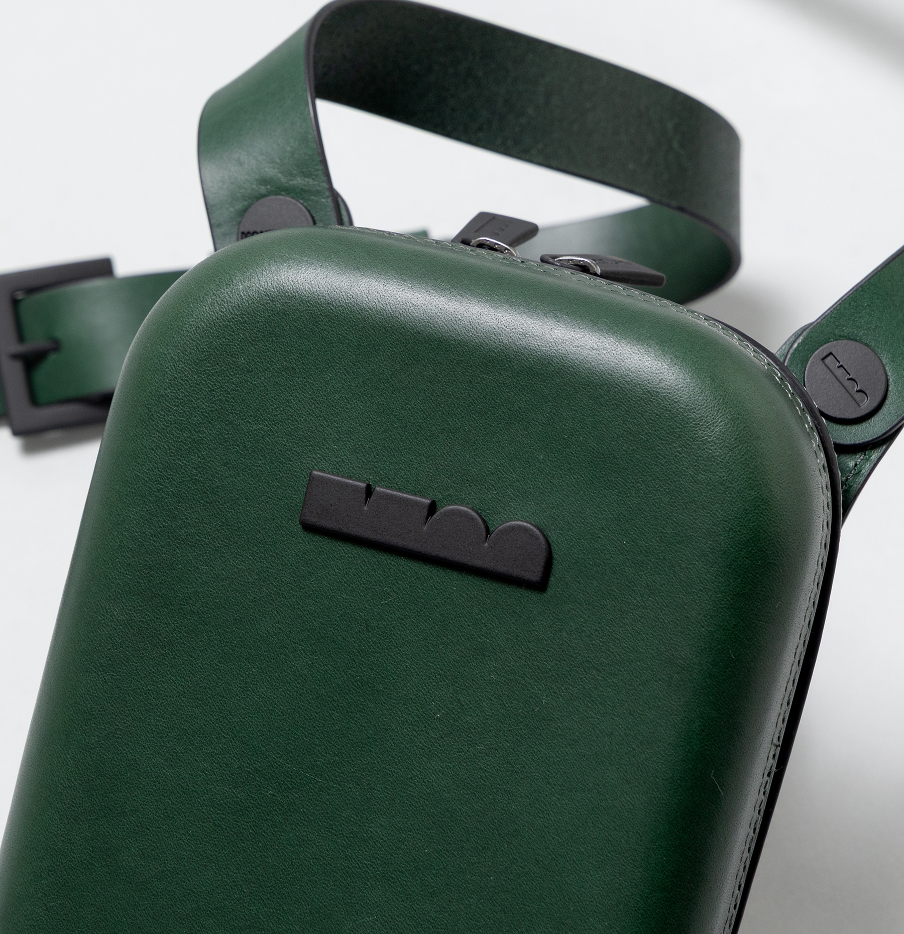 トラベルポーチ 正面アップ