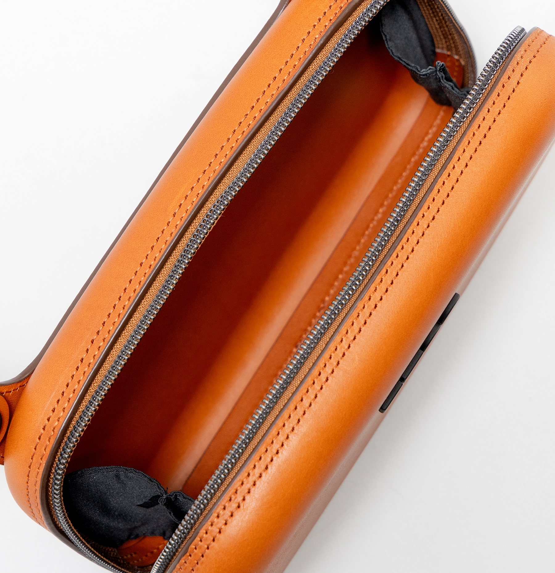 Tondo トラベルポーチ 横型