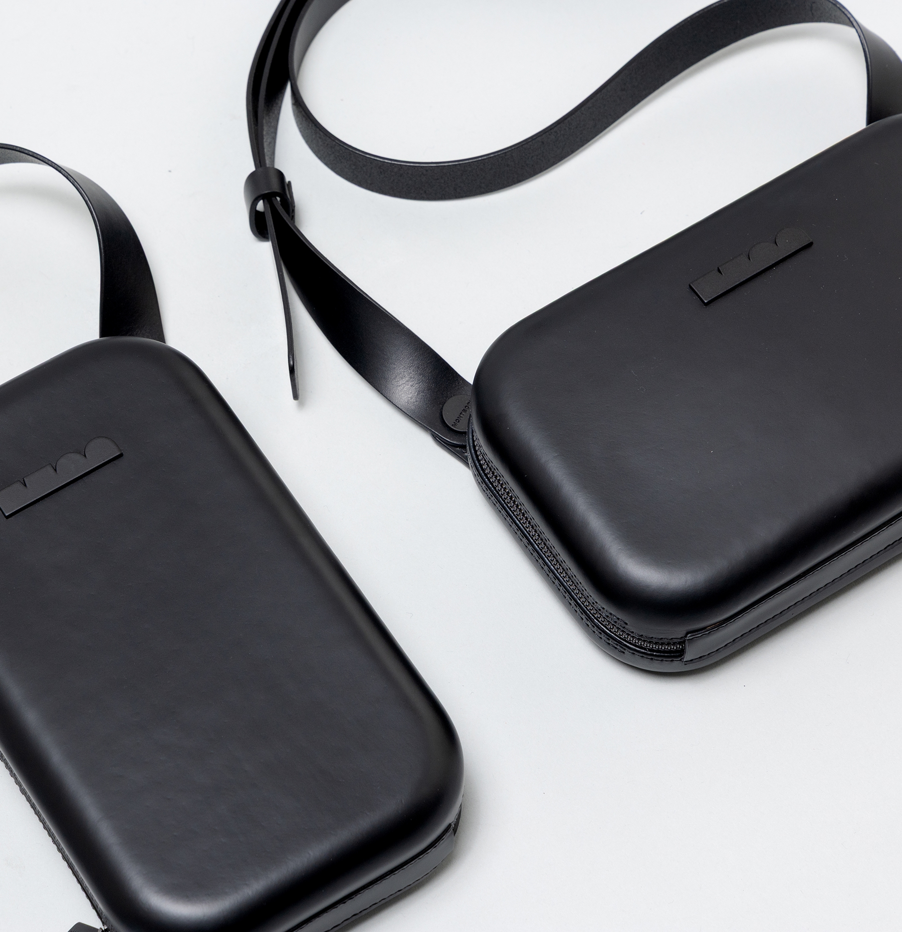 トラベルポーチ 縦型横型並び