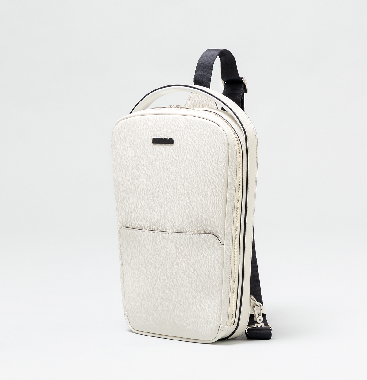 スリングバッグ