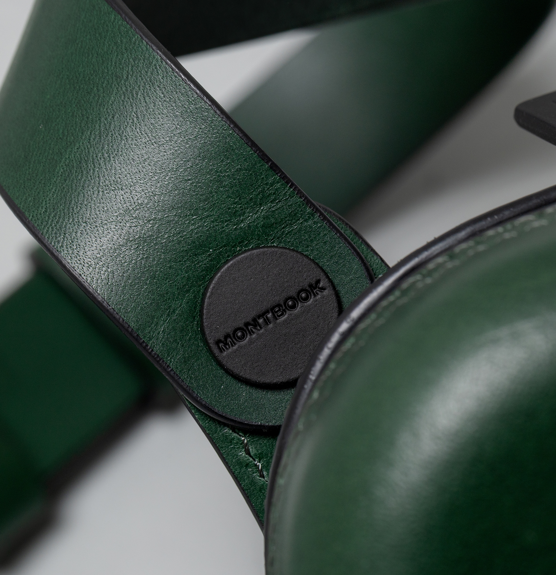 Tondo トラベルポーチ