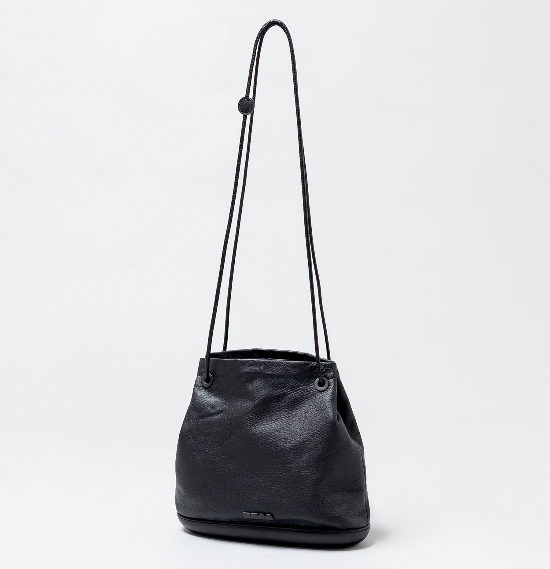 鹿革 ショルダーバッグ（M） – Montbook