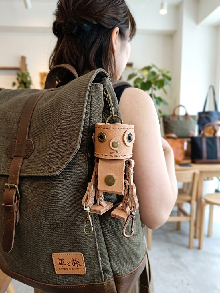 革ロボット