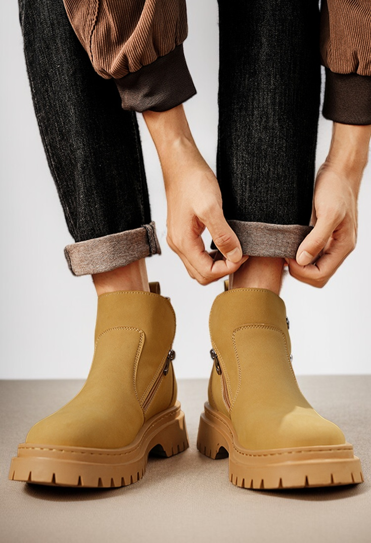 高品質レザー使用のメンズマーティンブーツ